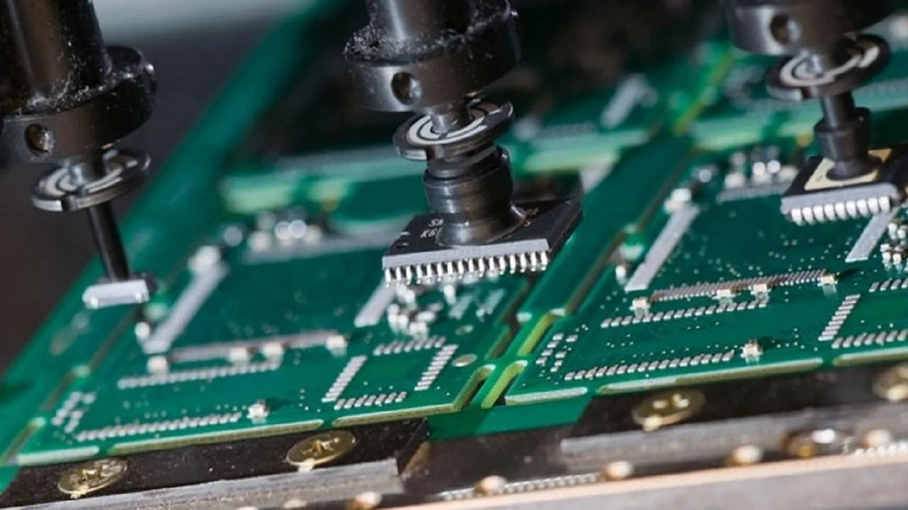 PCB Üretim ve Dizgi Süreçlerinde Sıfır Hata Rehberi: Prototipten Seri Üretime Geçiş